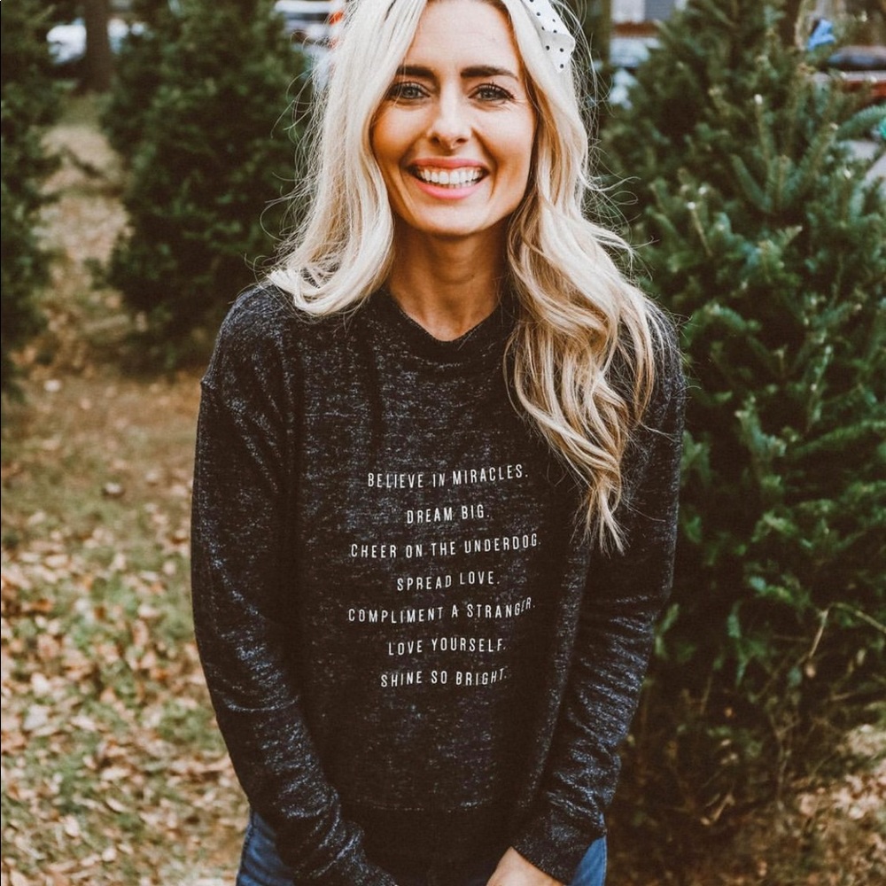 Believe in Miracles Motivational Grey light pullover. Worn twice.